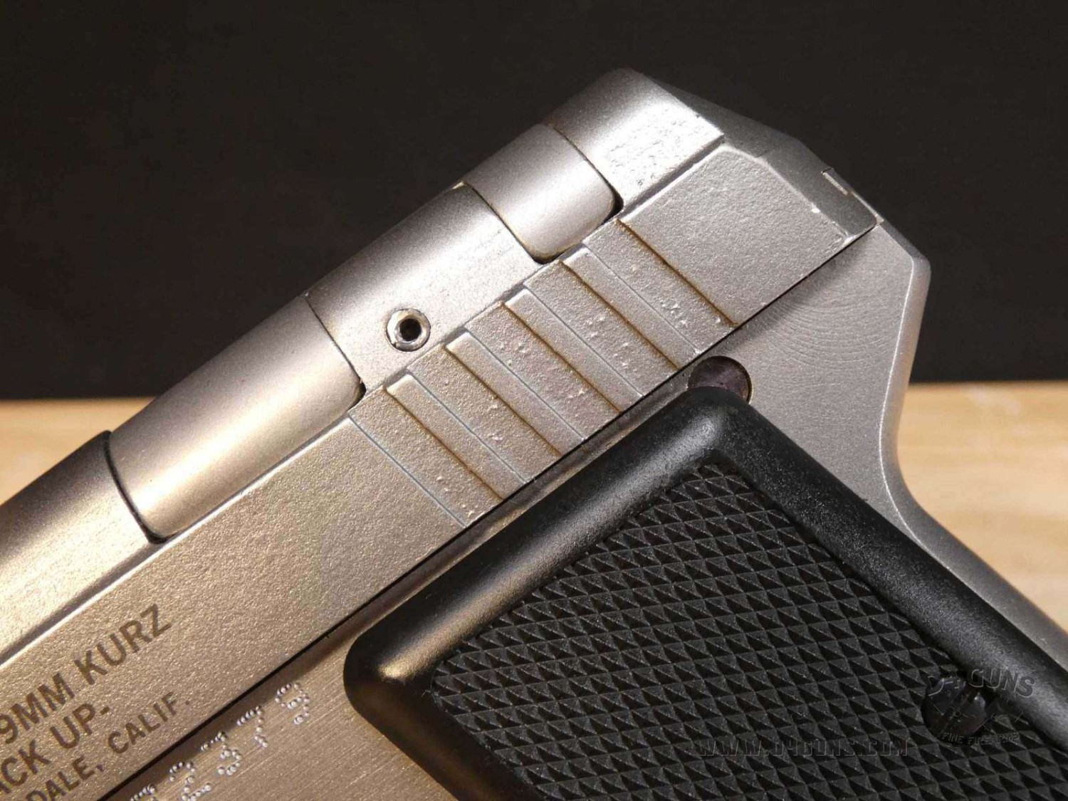 AMT Backup .380 ACP/ 9MM Kurz D4 Guns